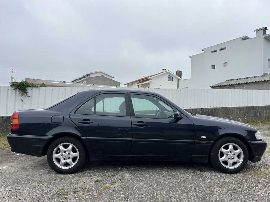 Mercedes Benz C220