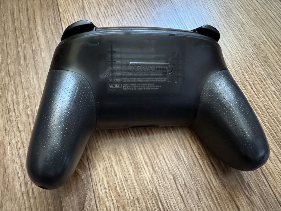 Геймпад Nintendo Switch PRO CONTROLLER BLACK HAC 013
