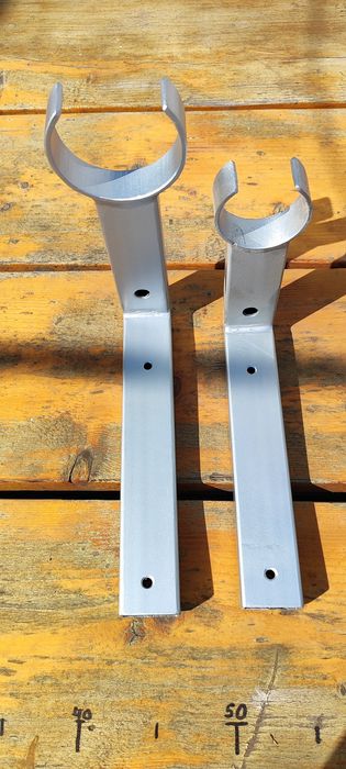 Кронштейн кріплення тримач на стіну для мотокоси та бензопили