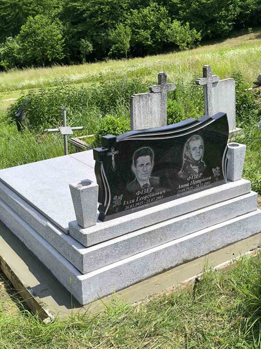 Пам'ятники під замовлення