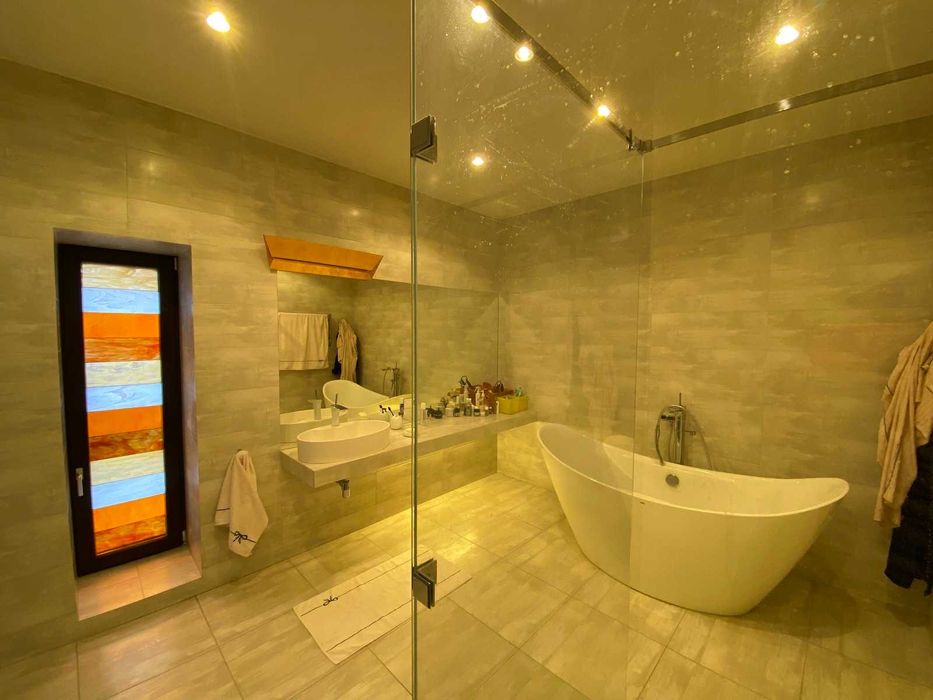 Продажа шикарного дома в Совиньоне