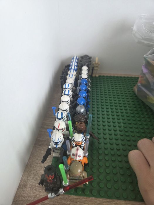 Minifigurki lego w idealnym stanie seria star wars