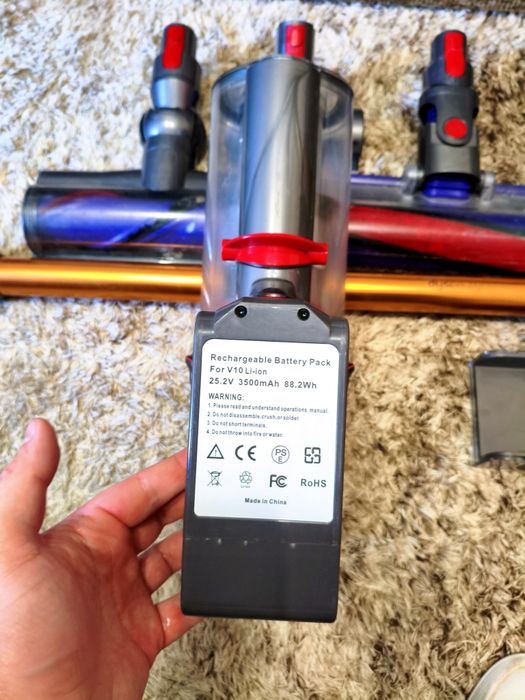 Пилосос Dyson v10
