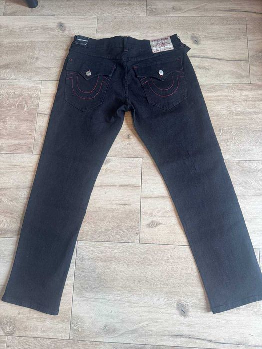 True Religion Geno W32 | Black Red Stitch | NOWE z metkami