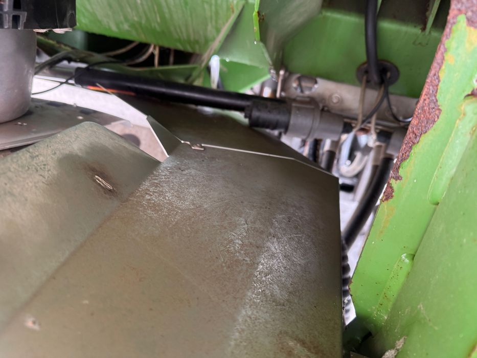 Продам розкидач мінеральних добрив Amazone 4200 ZA-TS Profis Hydro