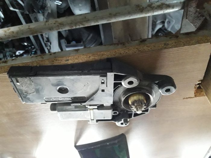 Renault scenic III silnik drzwi lewy silniczek szyby