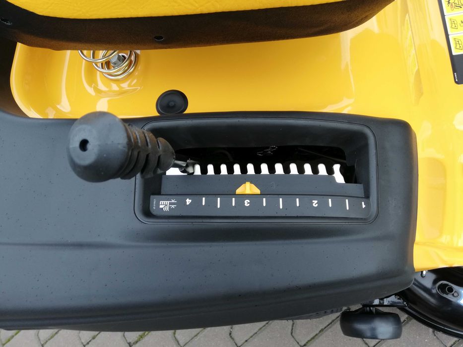 Traktorek kosiarka Cub Cadet XT2QR106 Kawasaki 22KM pompa oleju