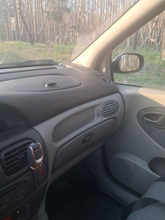 Продам Renault Scenic
