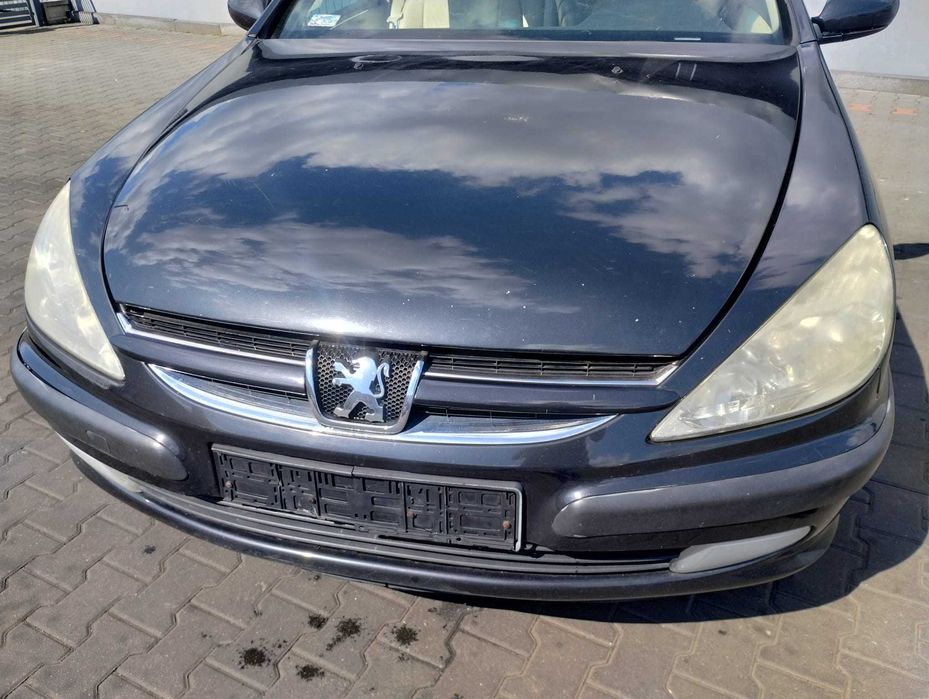 maska przód przednia Peugeot 607 czarny, częsci