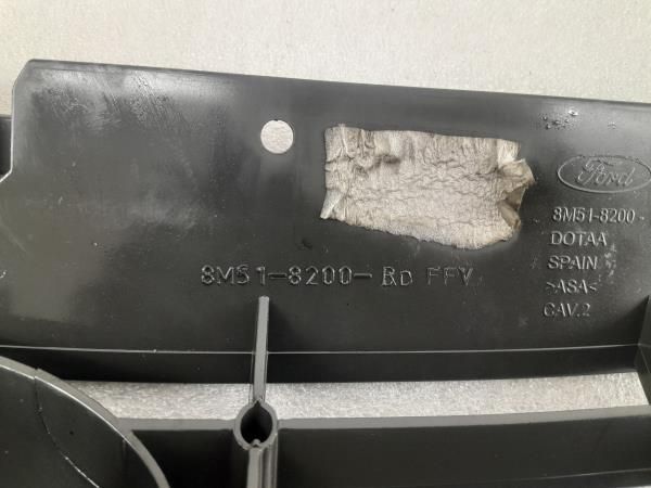 Grelha frente FORD Focus II (DA_)