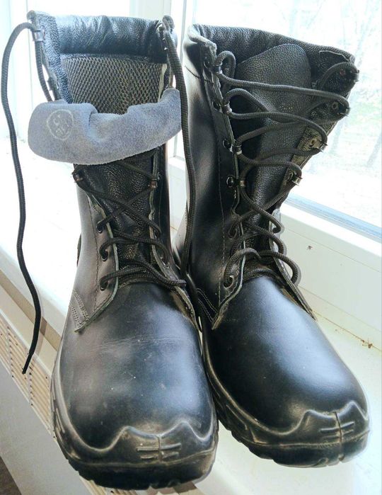 Черевики берці шкіряні