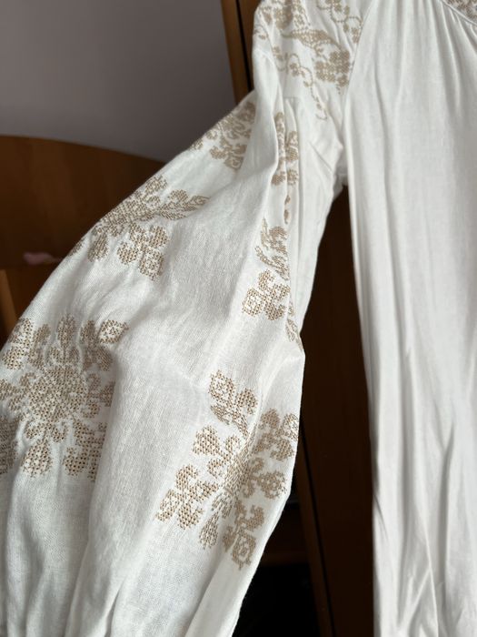 Парні вишиванки, вишиванка чоловіча та жіноча, вишите плаття сукня