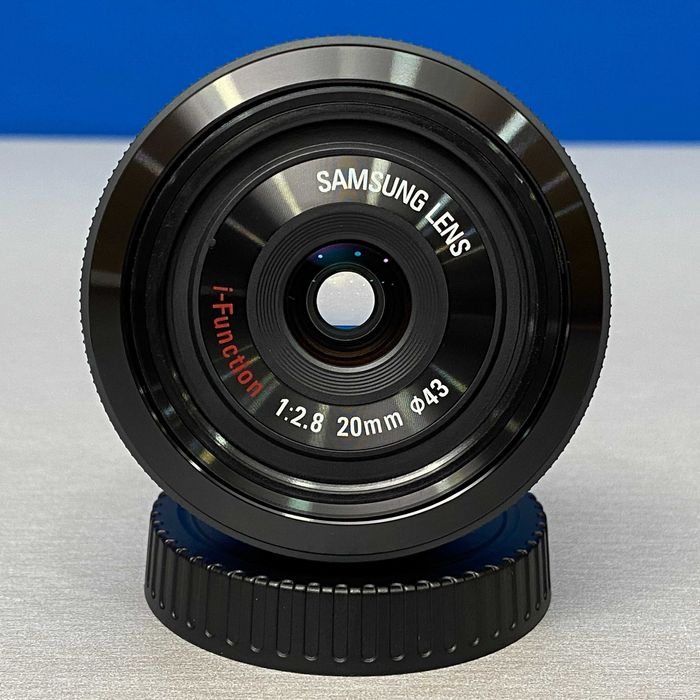 Samsung NX 20mm f/2.8 i-Function