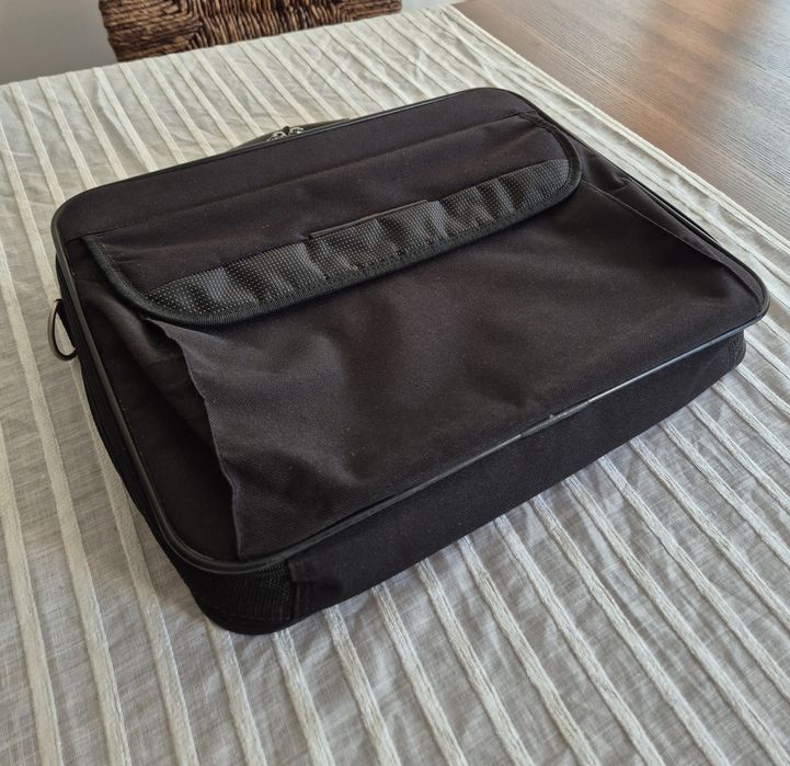 Mala de Portátil Toshiba 16" - Value Edition