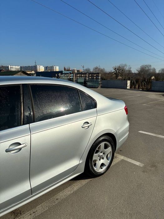 Volkswagen Jetta 2013