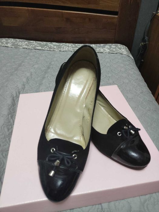 Туфлі жіночі замшеві. Польща. 41 розмір.