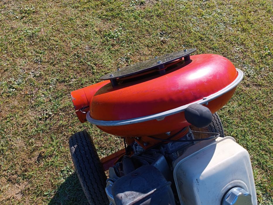 Dmuchawa spalinowa do liści trawy drogowa odkurzacz honda 13km