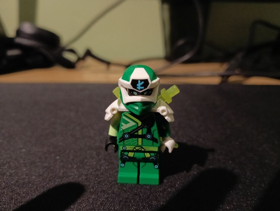 Zielony animowany ludzik lego