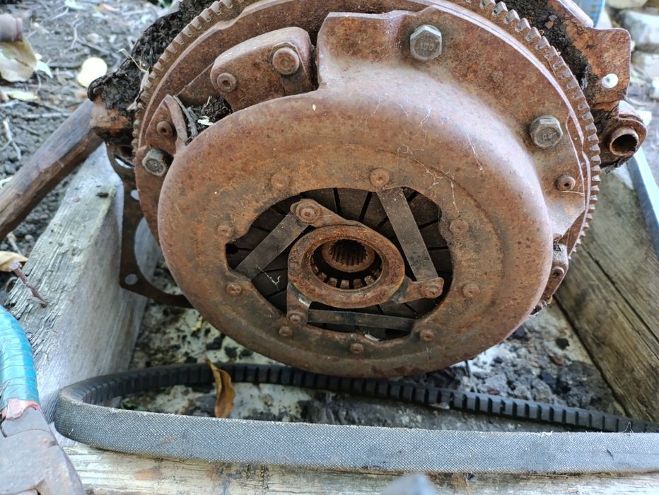 Продам двигатель ваз-21013