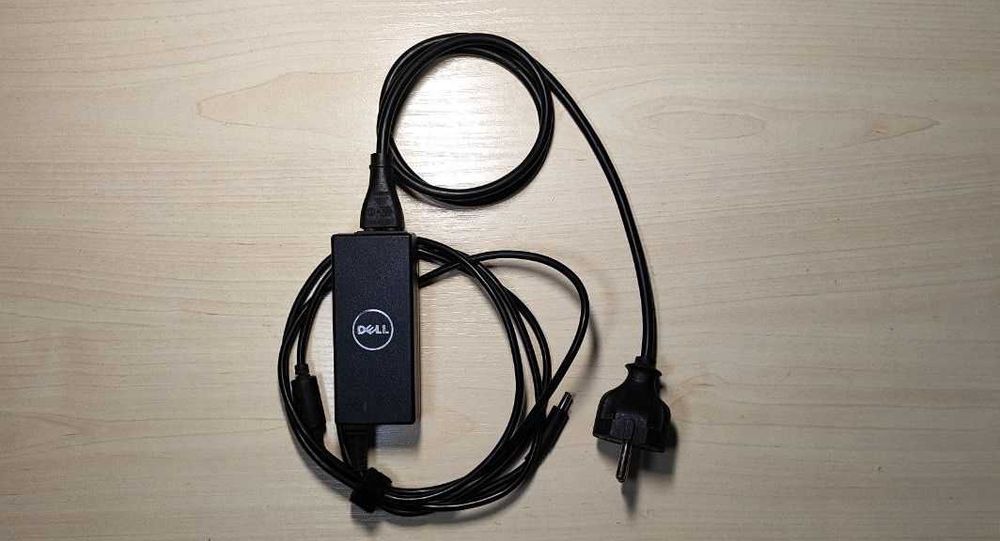 Ноутбук DELL Inspiron 15 3000  i3-7020U