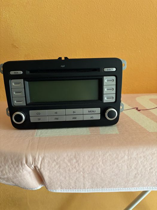 Rádio original VW V 2008