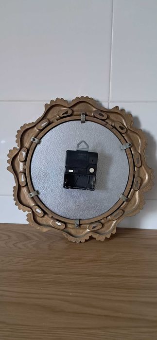 Ozdobny zegar ścienny retro – 30 cm
