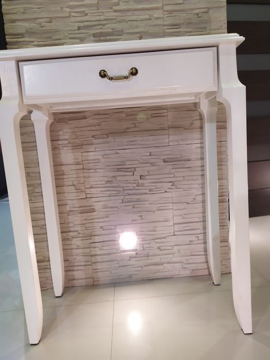 Konsola toaletka drewniana