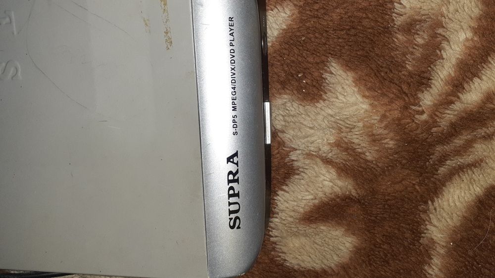 Продам DVD плеер.