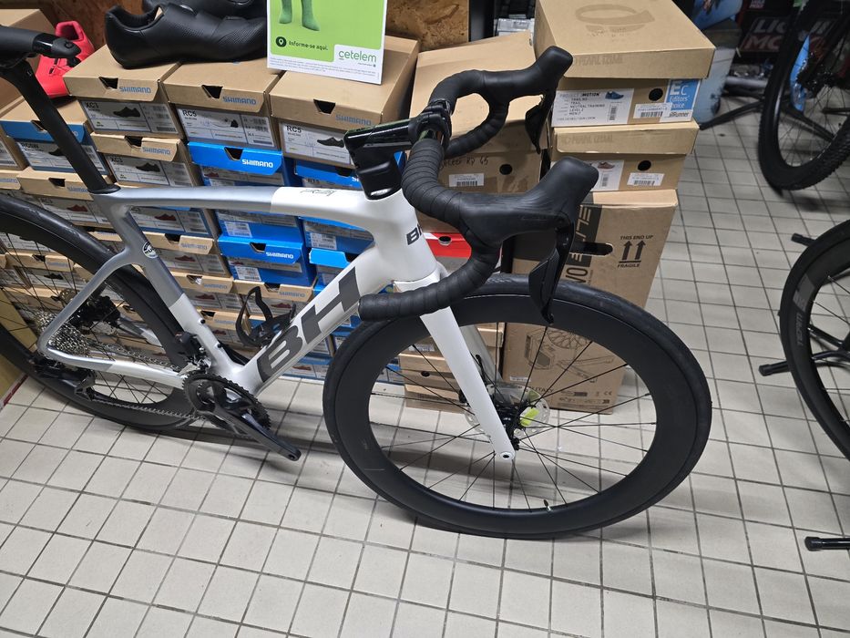 Bh rs1 105 di2 rodas de carbono ultimas unidades