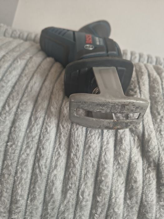 Piła szablasta Bosch GSA 12V.