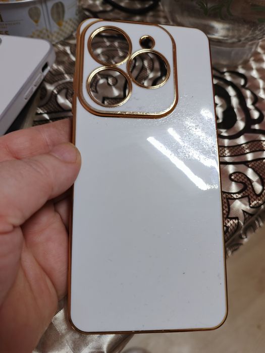 Продам чехлы на Apple 11