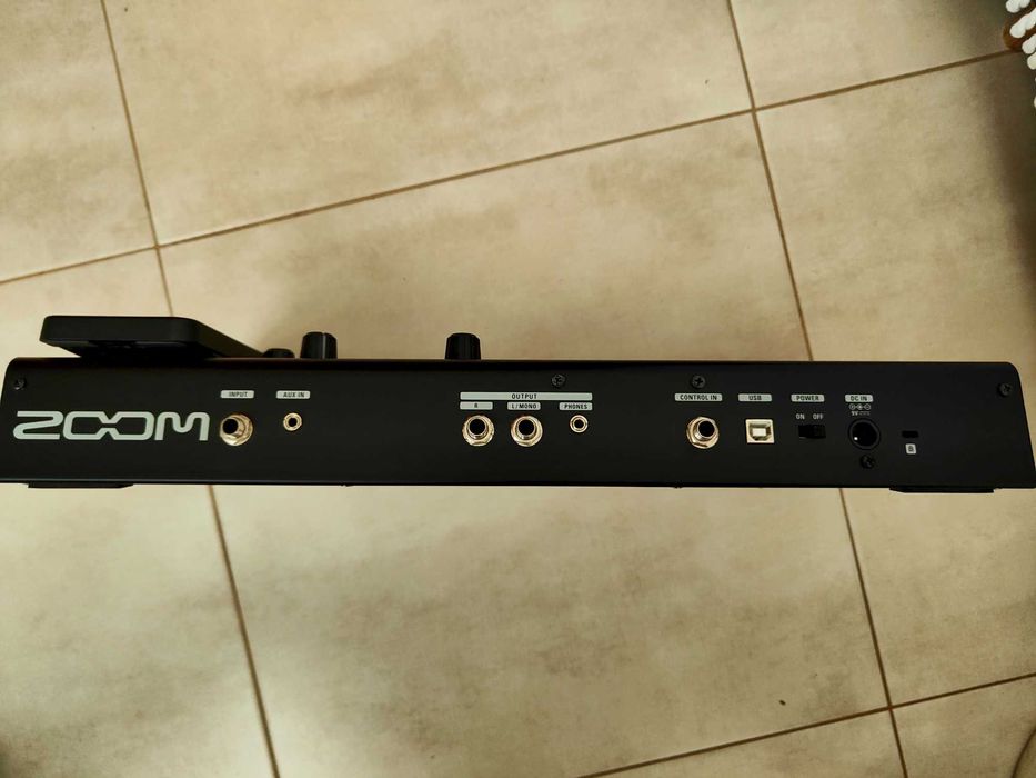 Zoom G5N - Processador / Pedaleira de efeitos para guitarra