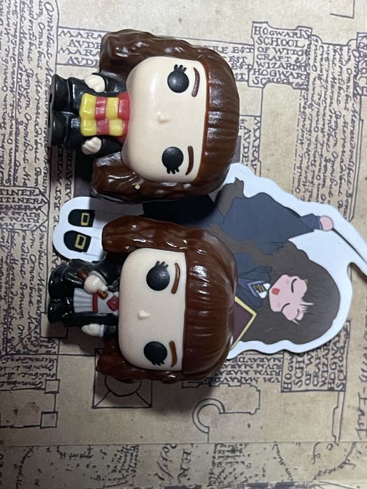 Герміона 2 шт. + наклейка