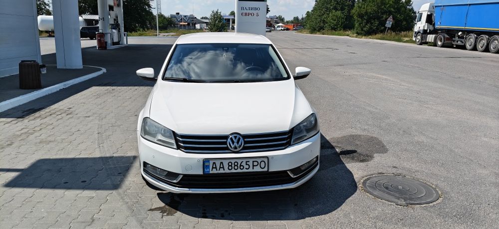 Volkswagen Passat 2013 VIN WVWZZZ3CZDE159401 фото оголошення 5 з 8
