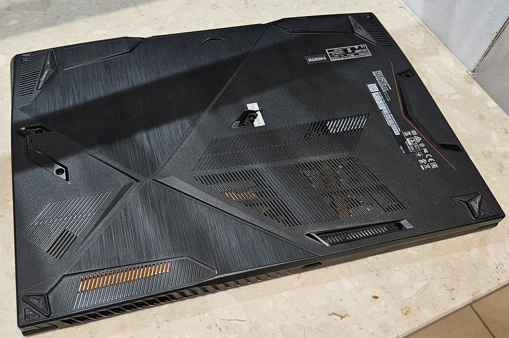 248/26 Laptop MSI MS 16R4 !!! Okazja !!!