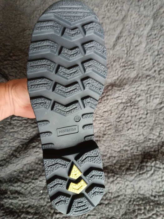 Buty strażackie Protektor ZERTIX trzewiki r. 46
