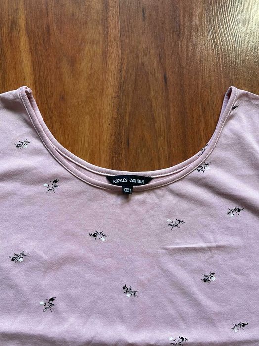 Różowa bluzka na szerokich ramiączkach w kwiaty 3XL / Nr 268