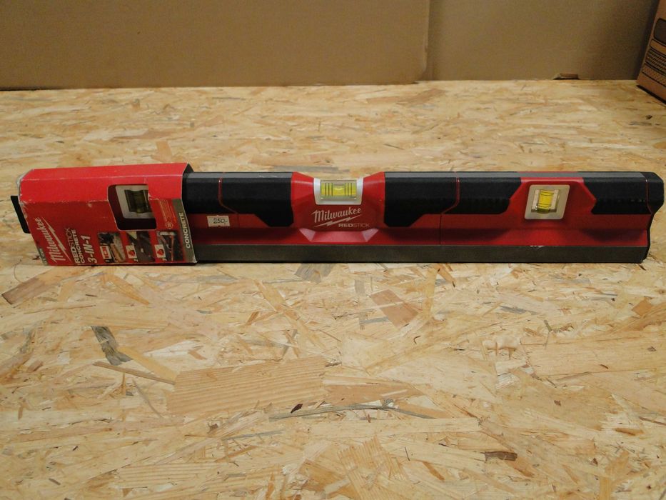 MILWAUKEE REDSTICK Concrete, Poziomica 60 cm, Do wyrównywania betonu