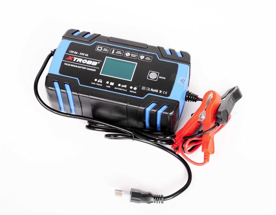 XTROBB automatyczny prostownik do akumulatora 12V 8A, 24V 4A,  6-150Ah, 130W FBC122408D
