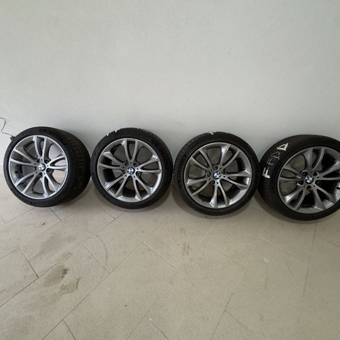 Jantes 19’’ originais BMW com pneus Michelin