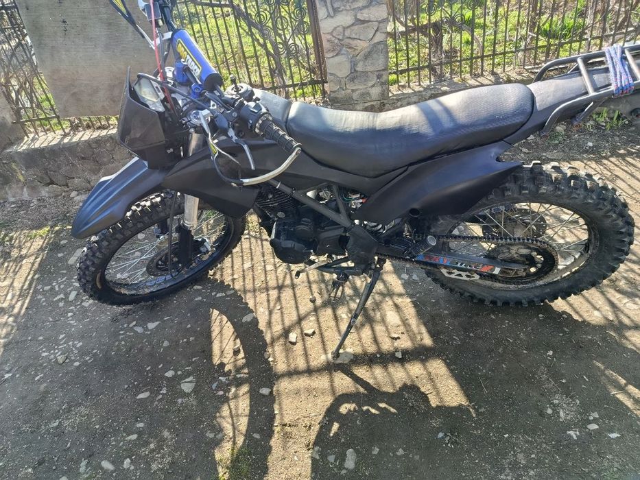 Продам мотоцикл CRDX 200