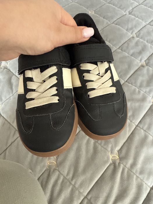 Кеди hm для хлопчика чи дівчинки