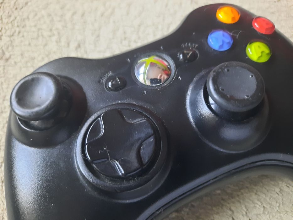 Pad do konsoli Xbox 360 ładny stan beż wad