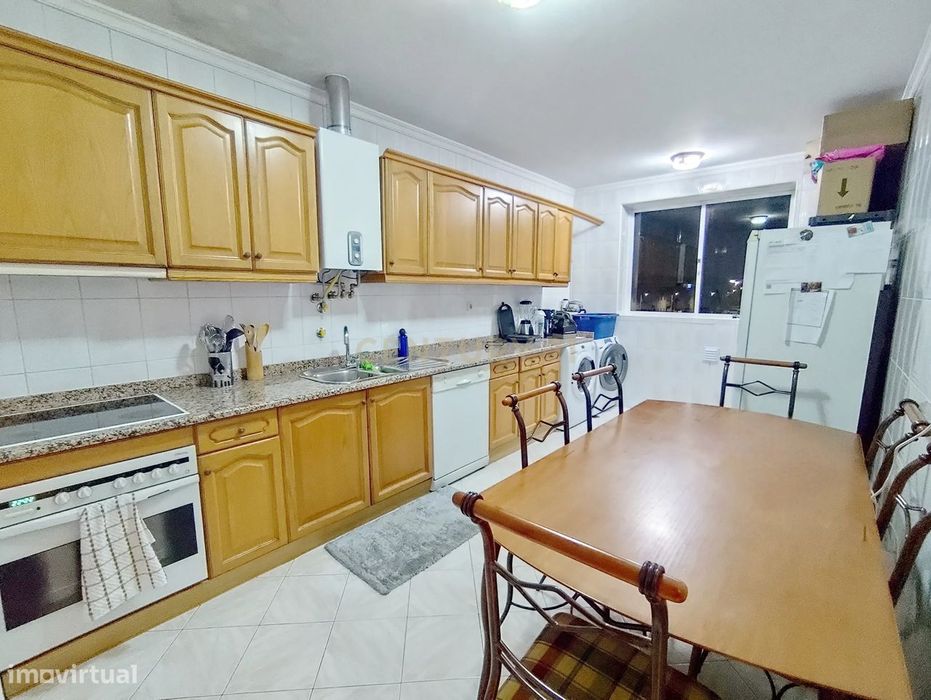Apartamento T3 em Santa Maria Maior