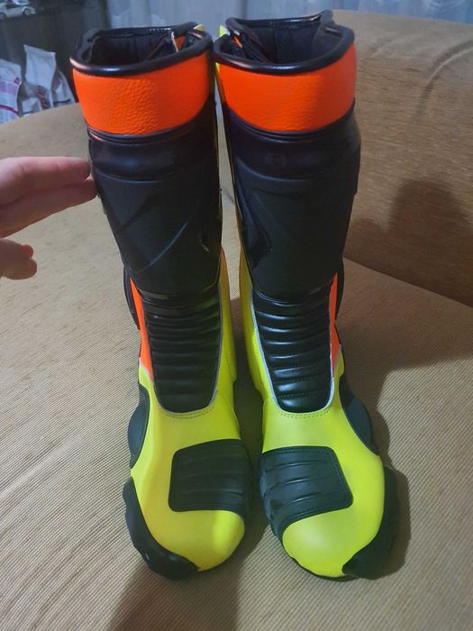 Botas motard novas lindas e desportivas tamanho 45
