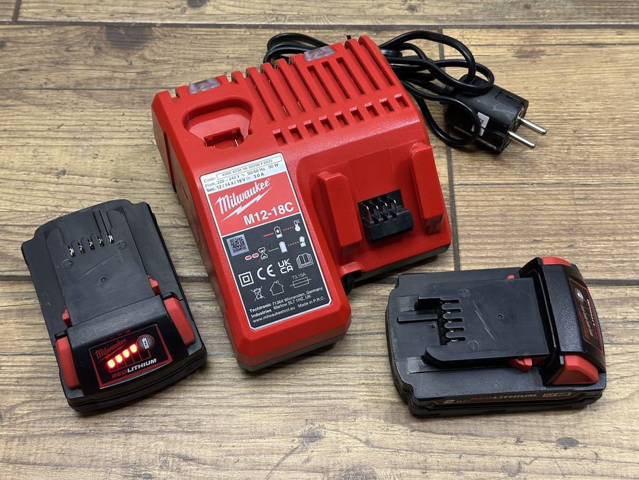 2x Bateria akumulator Milwaukee M18 2.0Ah 2023r. + ładowarka M12-18C