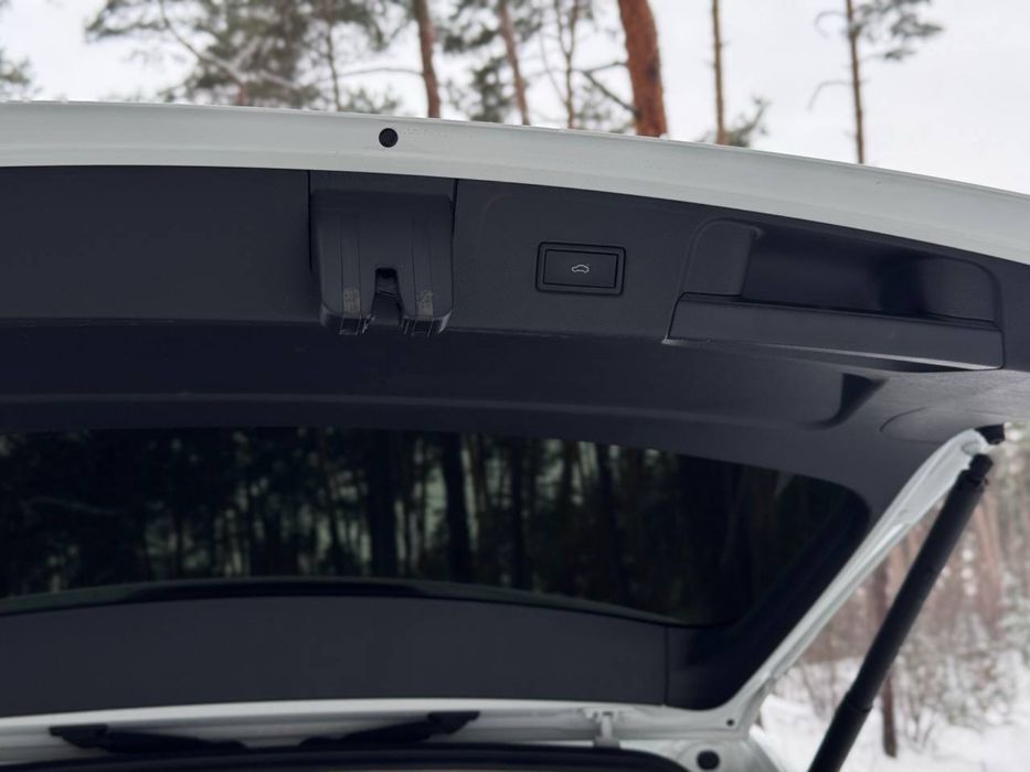 Volkswagen Atlas 2021 року, 3.6 бенз, передній привід, 113 т.км