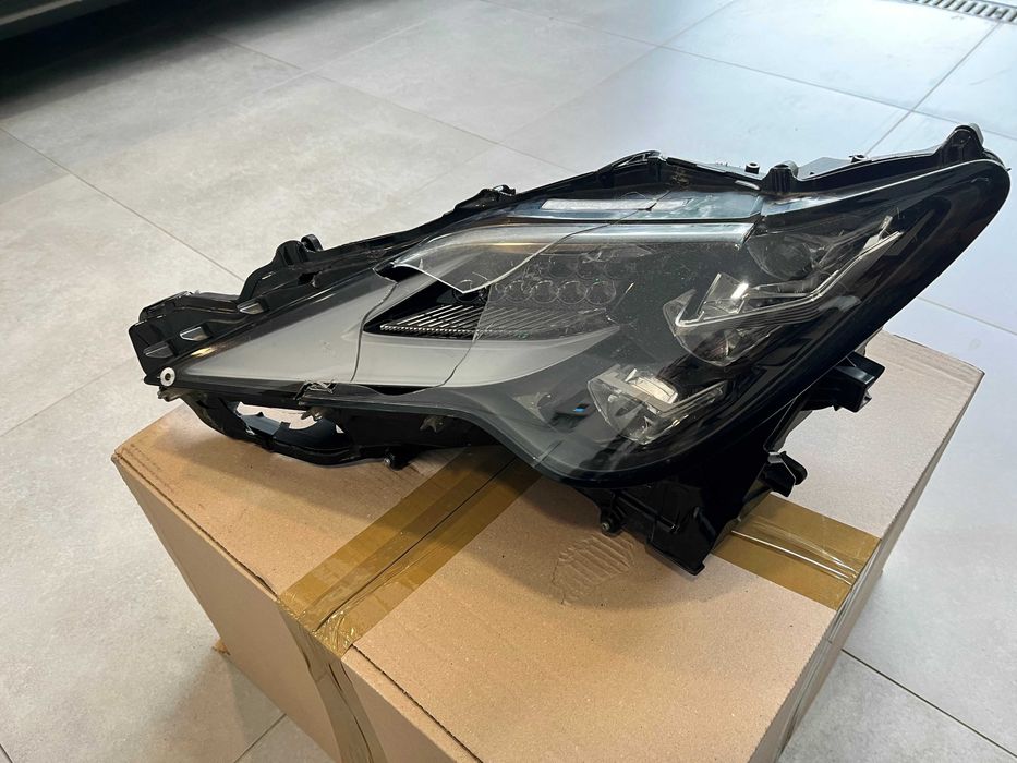 Lexus RC 350 f lampa lewa