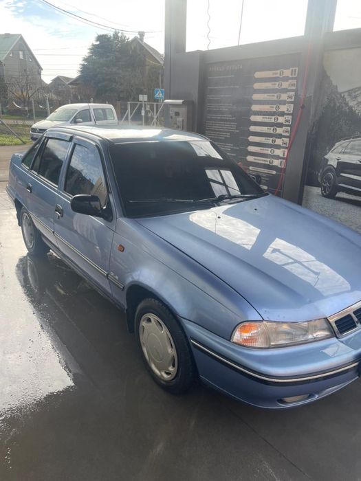 Продам дейво нексію гарний стан