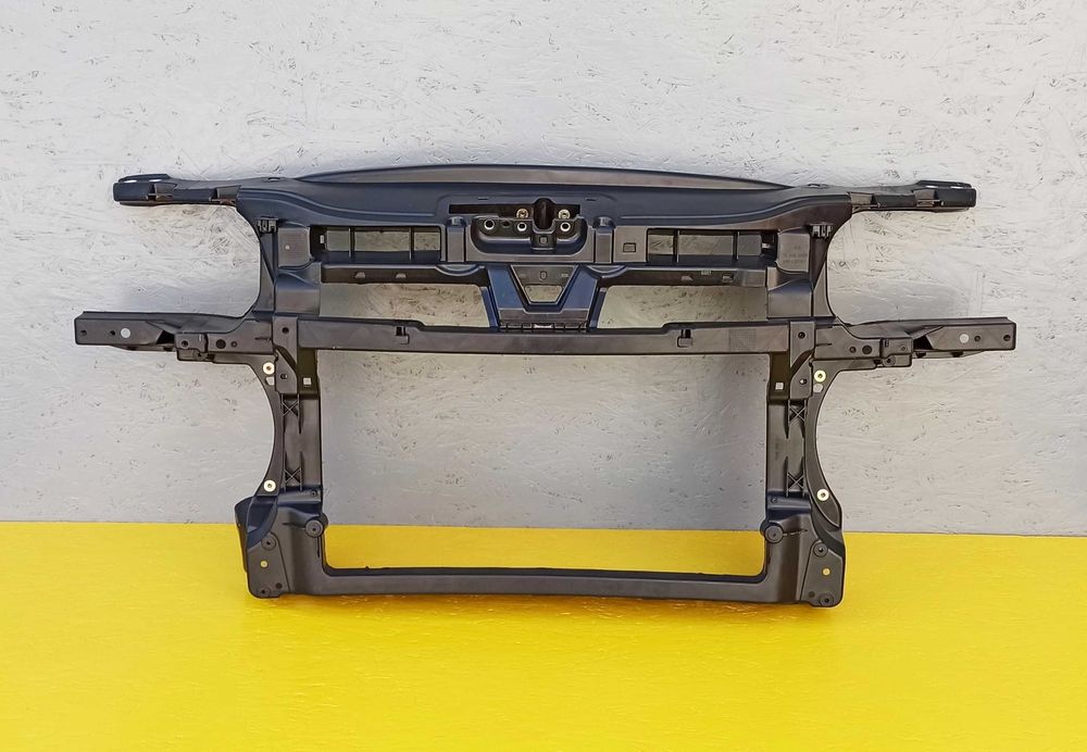 Фара передня на Volkswagen Caddy Фольксваген Кадди 04-10р